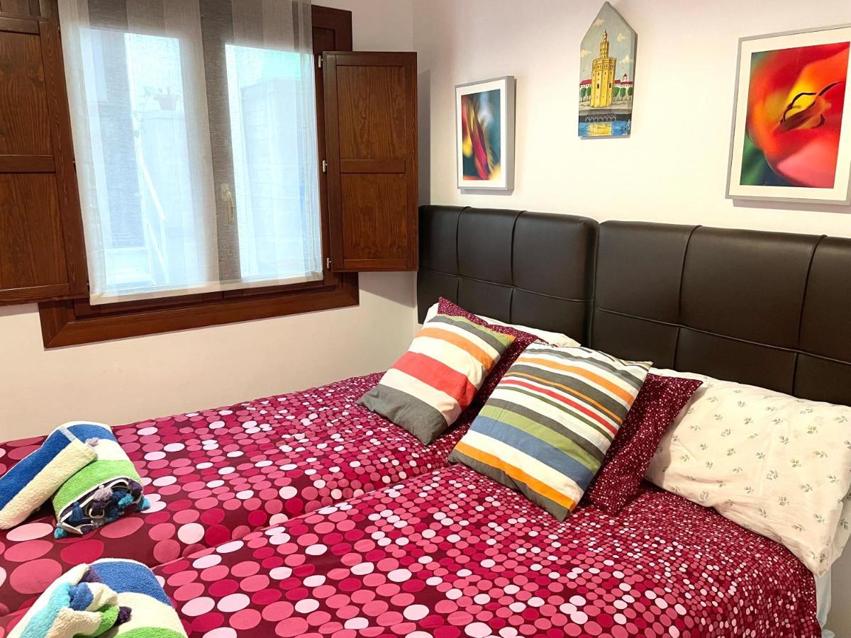 Apartamento Centro Plaza Salvador, Wifi Free& Parking Opcional Sevilla Dış mekan fotoğraf